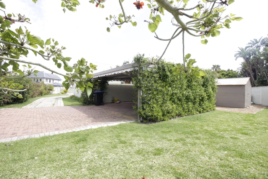 3 Bedroom Property for Sale in Marina Martinique Eastern Cape